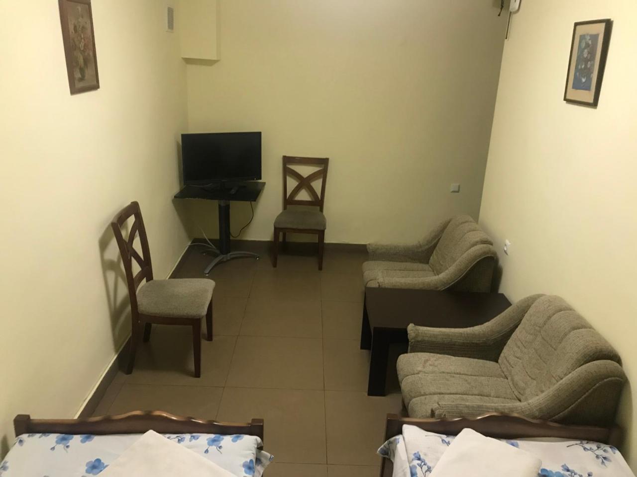 بيت شباب بيست هوتل ريبابليك سكوير يريفان المظهر الخارجي الصورة