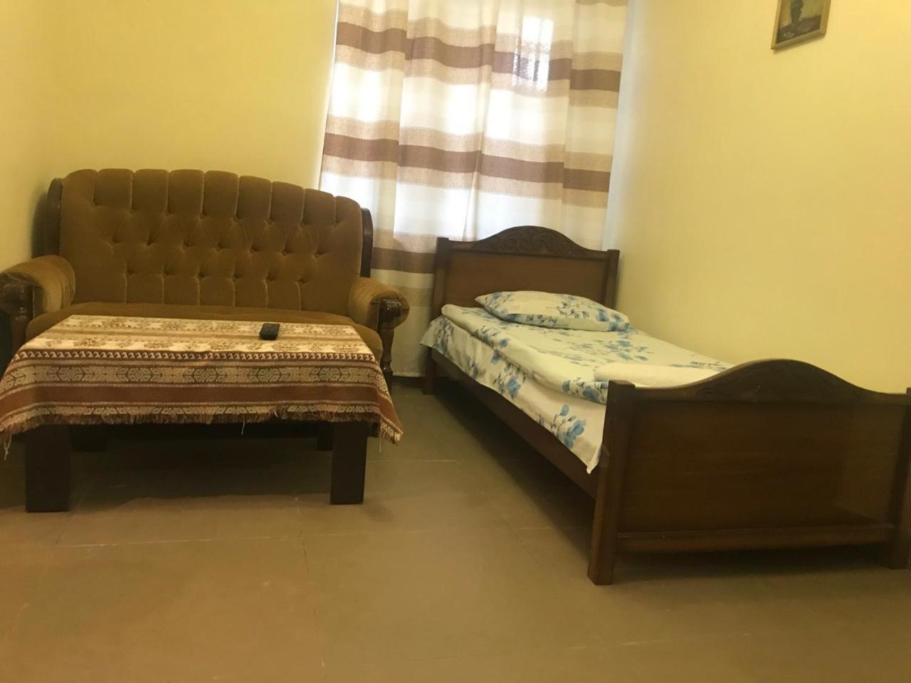 بيت شباب بيست هوتل ريبابليك سكوير يريفان المظهر الخارجي الصورة