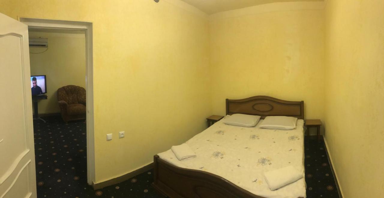 بيت شباب بيست هوتل ريبابليك سكوير يريفان المظهر الخارجي الصورة