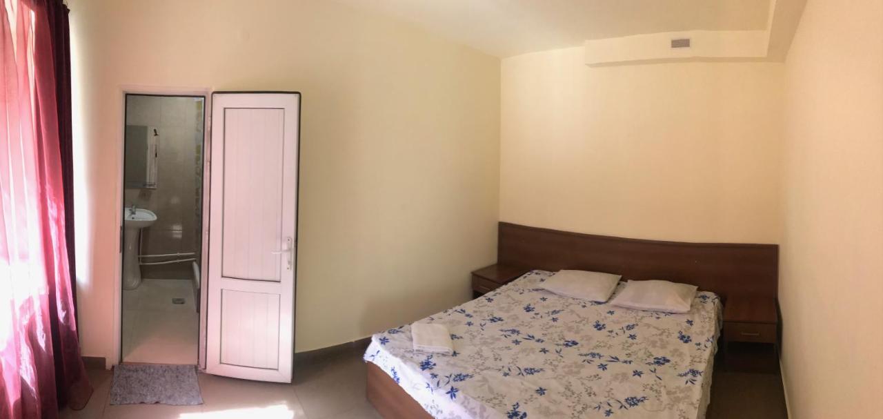 بيت شباب بيست هوتل ريبابليك سكوير يريفان المظهر الخارجي الصورة