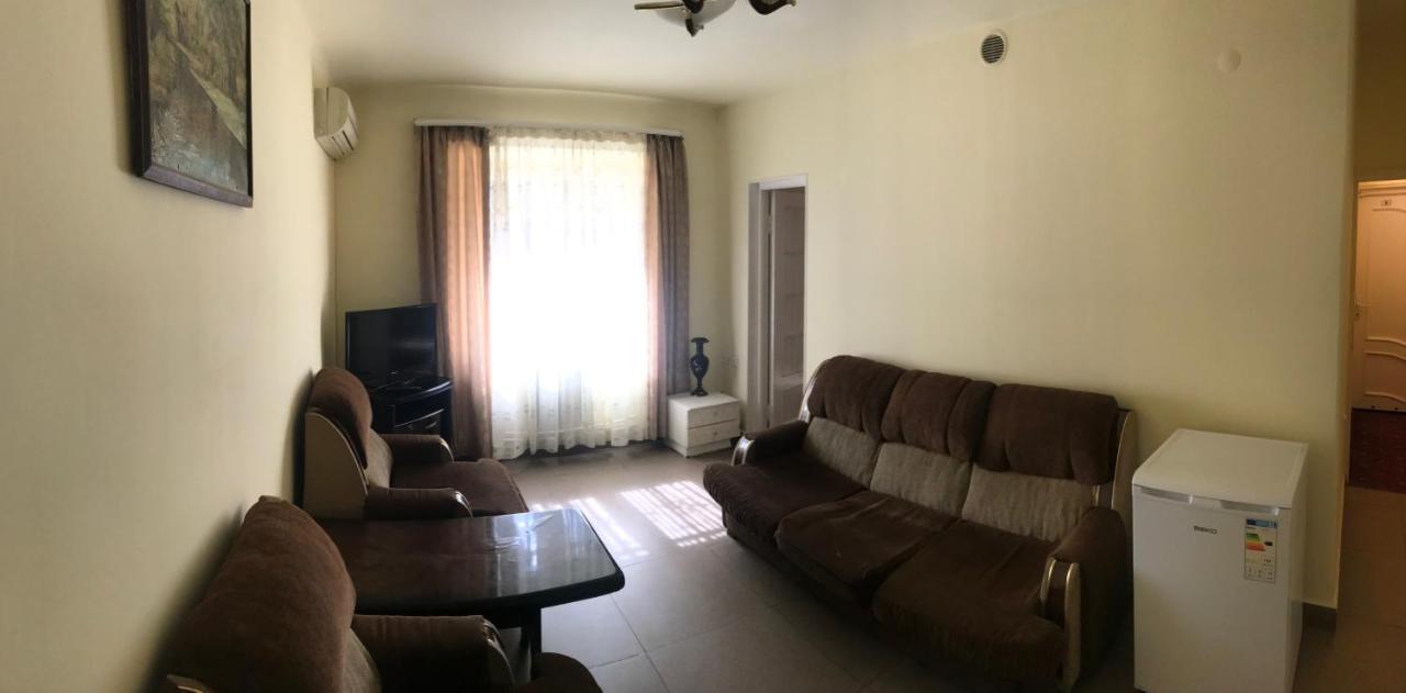 بيت شباب بيست هوتل ريبابليك سكوير يريفان المظهر الخارجي الصورة